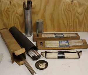lot 253 image: Welding Rods