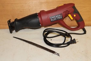 lot 314 image: GarageShop Electric Power ToolsChicago Electric 6 Amp Reciprocating Saw with Rotating Handle #62370