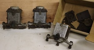 lot 316 image: American Bosch AB33 Magneto Etc.