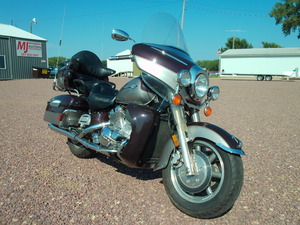 1999 YAMAHA  xvz 1300 venture royale