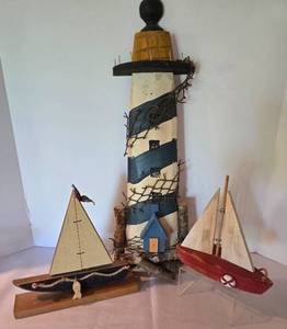 lot 42 image: Colorful Nautical Decorative Grouping