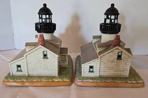 lot 93 image: Pair of Matching Lefton Lighthouse Displays