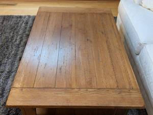 lot 4 image: Broyhill Attic Heirlooms Wood Coffee Table