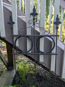 lot 12 image: Metal Planter Box and Trellis