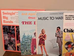 lot 137 image: Assorted Records
