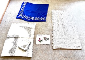 lot 26 image: Beautiful Linen Lot
