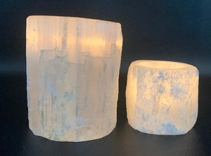 lot 136 image: Pair of Natural Selenite Tea Light Holders