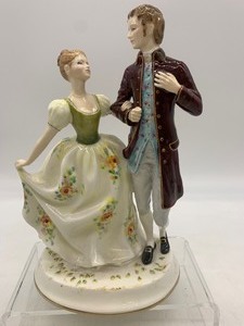 lot 115 image: Vintage ROYAL DOULTON Young Love Figurine
