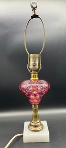 lot 138 image: Beautiful FENTON Cranberry Coin Dot Lamp MCM