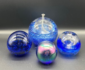 lot 141 image: Vintage Cobalt Blue Artisan Glass including Oil Lamps & Paperweights - QTY 4