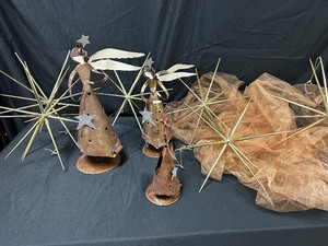 lot 168 image: Gold Stars, Two Angels, and Gold Holiday Decorations