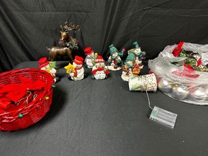 lot 171 image: Assorted Christmas Decorations as seen in photo