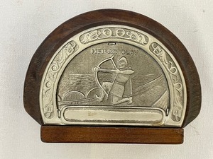 lot 28 image: Heilag Olav Wood Napkin Holder Made in Kinsarvik, Norway by Hardanger Tredesign.