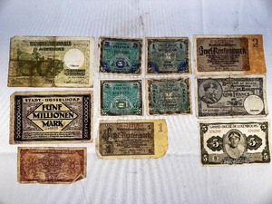 lot 243 image: Antique Money From Various Countries as Seen in Photos