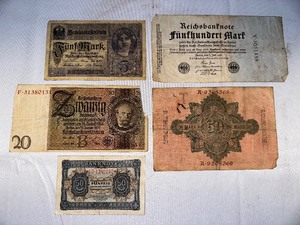 lot 245 image: Antique Money as Seen in Photos.