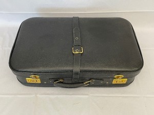 lot 71 image: Vintage Leather Suitcase Set. 24 Inches Long by 15 Inches Wide by 8 Inches Deep. Case 2 19 Inches Wide by 29 Inches Long by 9 Inches Deep. Contents not included