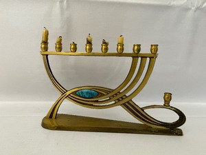 lot 185 image: Brass Menorah. Beyagi Israel 9432.