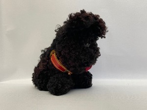 lot 189 image: Antique Stuffed Dog.