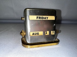 lot 199 image: Vintage Postal Calendar.