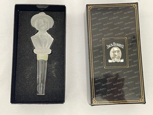 lot 299 image: Jack Daniels Frosted Crystal Glass Bottle Stopper.