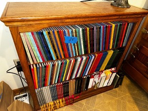 lot 373 image: Bookcase measuring 36 inches x 12 inches x 36 inches. Contents not included
