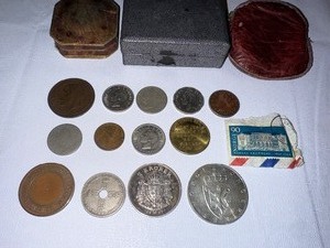 lot 351 image: Various vintage coins as seen in photo
