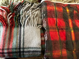 lot 418 image: Vintage Plaid Synthetic Blanket and a Gray Wool Blanket.