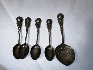 lot 549 image: Four Antique Ornate Silver Plated Rose Embossed Teaspoons and One Larger Spoon Made in Sweden