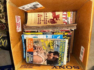 lot 487 image: Box of Vintage Car Magazines and Ladies Home Companion.