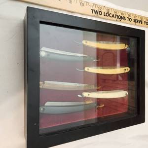 lot 320 image: Six Vintage Straight Razors in Box Frame