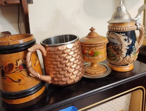 lot 301 image: Vintage Assorted Drinkware, With 2 Rosemaling Cups