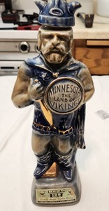 lot 392 image: Vintage 1973 Jim Beam Minnesota Land of the Vikings Whiskey Decanter