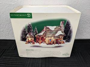 lot 115 image: Dept.  56 McShane Cottage Dickens Village Series