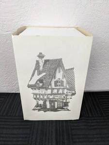 lot 124 image: Dept. 56 The Heritage Collection Dickens Village Series The Melancholy Tavern Handpainted Porcelain House