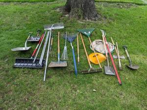 lot 26 image: An Assortment of Shovels, Roof Rake, Leaf Scoop, and More