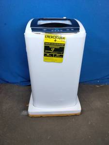 lot 228 image: BLACKDECKER 0.9 Cu. Ft. Portable Washing Machine