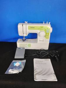 lot 238 image: Brother 14 Stitch35 Stitch Function Sewing Machine SM1400