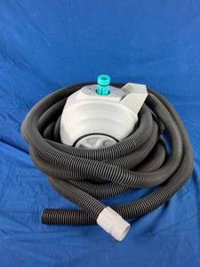 lot 186 image: Intex ZX50 Auto Pool Cleaner