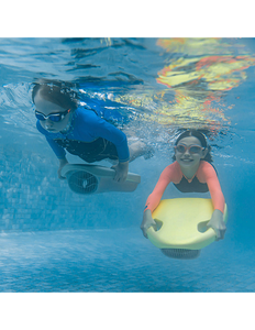 lot 10 image: New Aside Pink GlareWheel Electric Kick Board