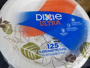 125 Dixie 10 116 Paper Plates...