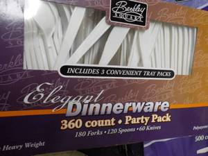 Berkley Square Dinnerware 360 ct  P...
