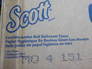 Scott 12 Rolls Coreless Jumbo Roll ...