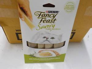 30 x 4 packs Natural Chicken in a D...