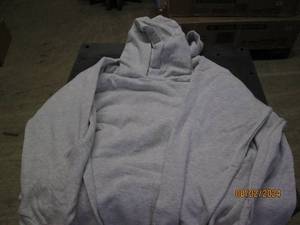 3 grey pull over hoodies youth xltg