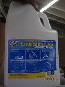 case of spill magic wmt dispensers empty bottls with lids 12 in case