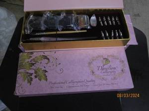 2 new davelion calligraphy kits pink