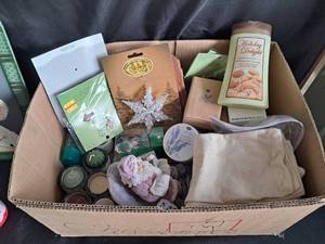 Christmas Item Lot