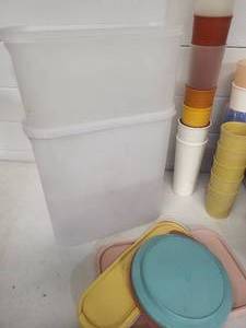 Tupperware Lot, Lots of Tupperware Items
