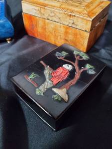 lot 49 image: Lot of 3 Decorative Trinket Boxes
