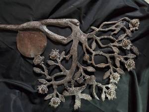 lot 61 image: Handcrafted Metal Tree Wall Art with Bird Design